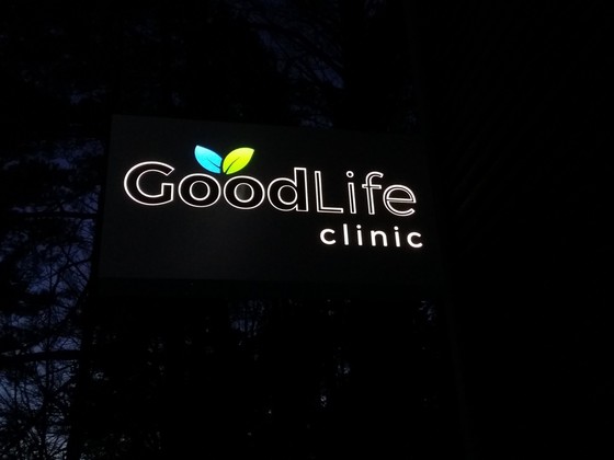Good Life Clinic Gaismas reklāma (3)