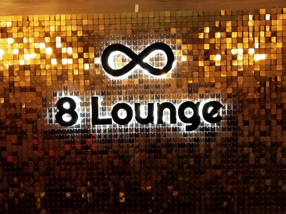 8 Lounge LED Logo Ceros.lv