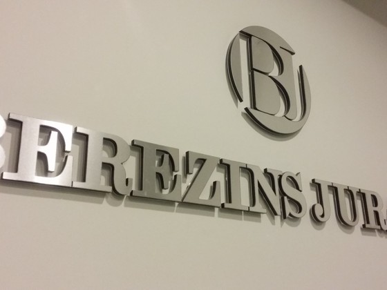 Nerusejosa terrauda LED burti (1)