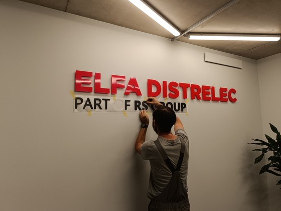 Elfa distrelec (2)