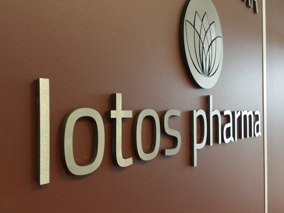Logo Sole un Lotos Pharma (9)