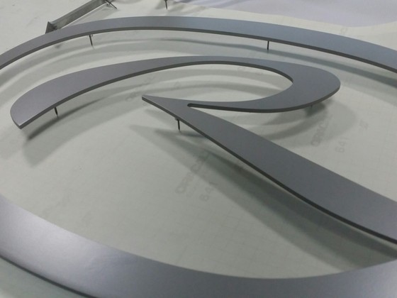 RB investments Burti no metala uz ditanceriem (2)