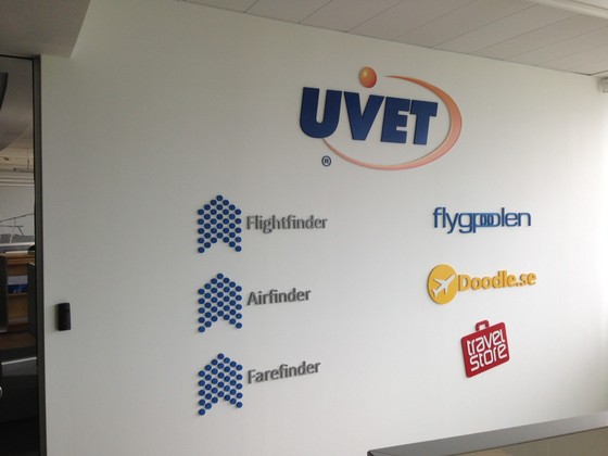 Uvet Logo